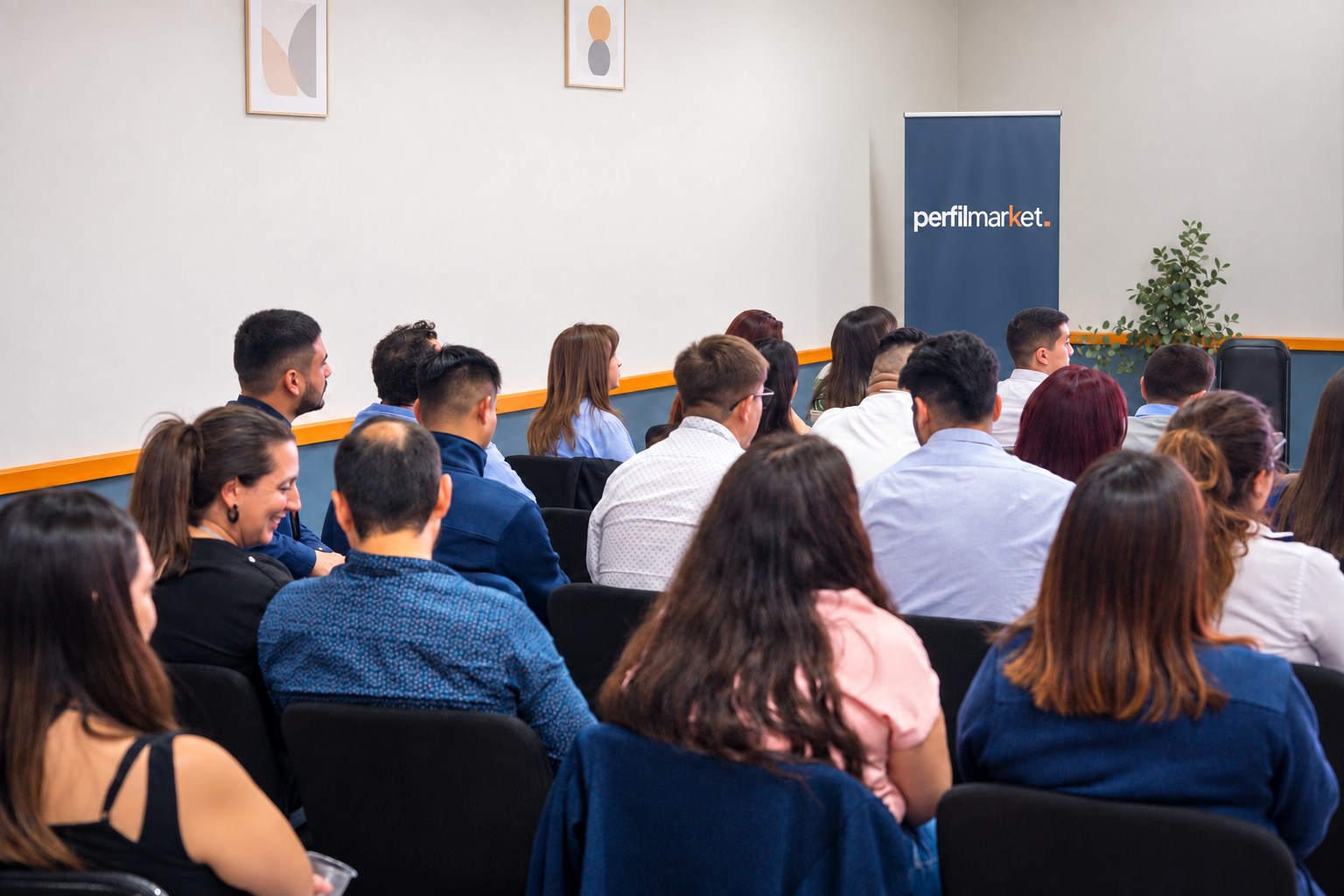 Actividad de formación de Perfil Market